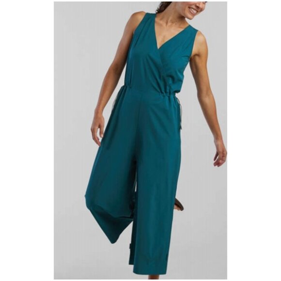 Title 9 sleeveless jumpsuit with cinch waist - Picture 1 of 7